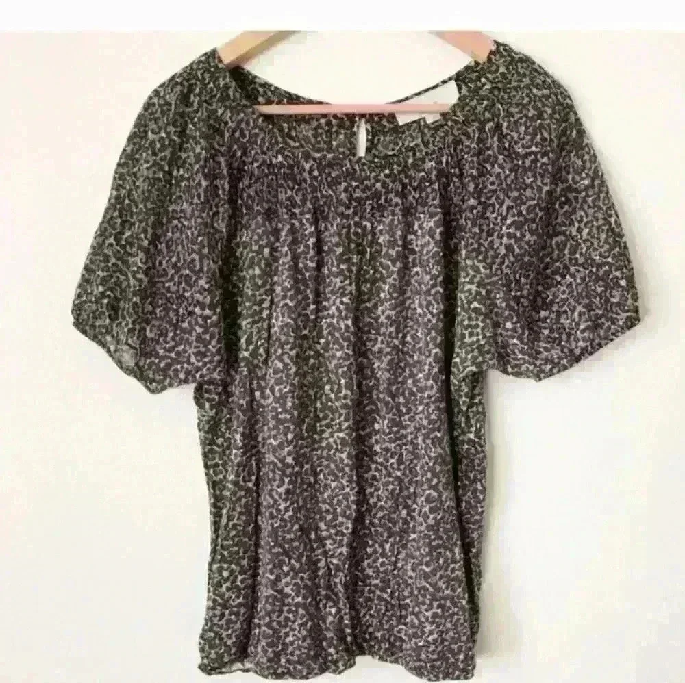 🌻Ann Taylor LOFT Leopard Animal Print Semi Sheer Puff Sleeve Top Tan Black